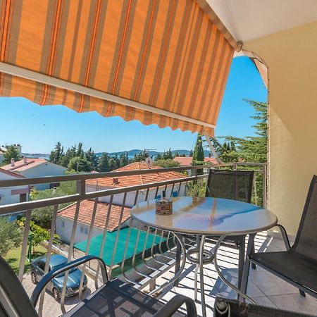 Stunning Apartment In Sveti Filip I Jakov Sveti Filip i Jakov Exterior foto